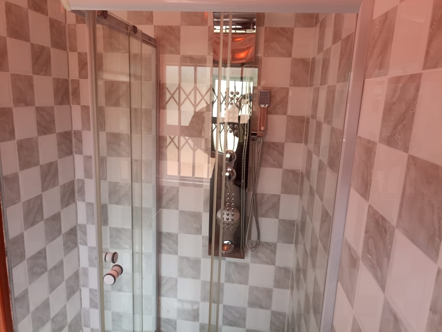 8 Bedroom Property for Sale in De Bakke Western Cape